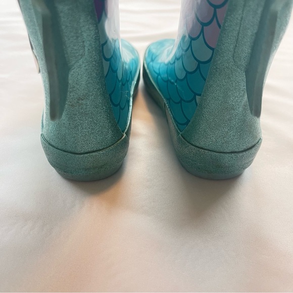 Toddler Girls Pullon rain boots - mud boots - shoes Mermaid theme girls - Picture 5 of 6